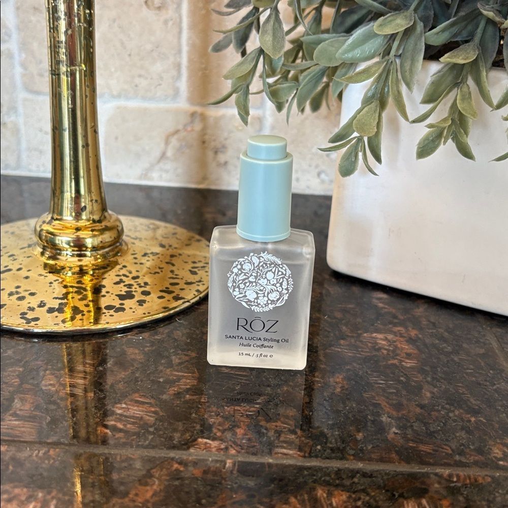 NEW Roz Hair Oil